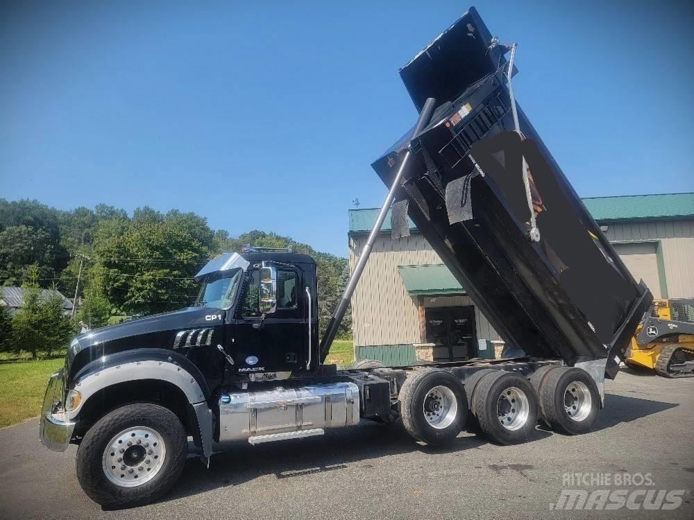 Mack Granite GU 713 自卸式货车
