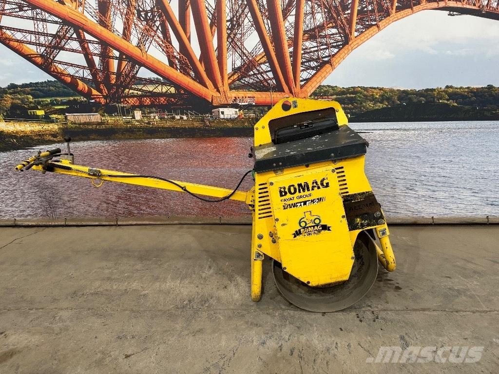 Bomag BW 71 E-2 单轮压路机