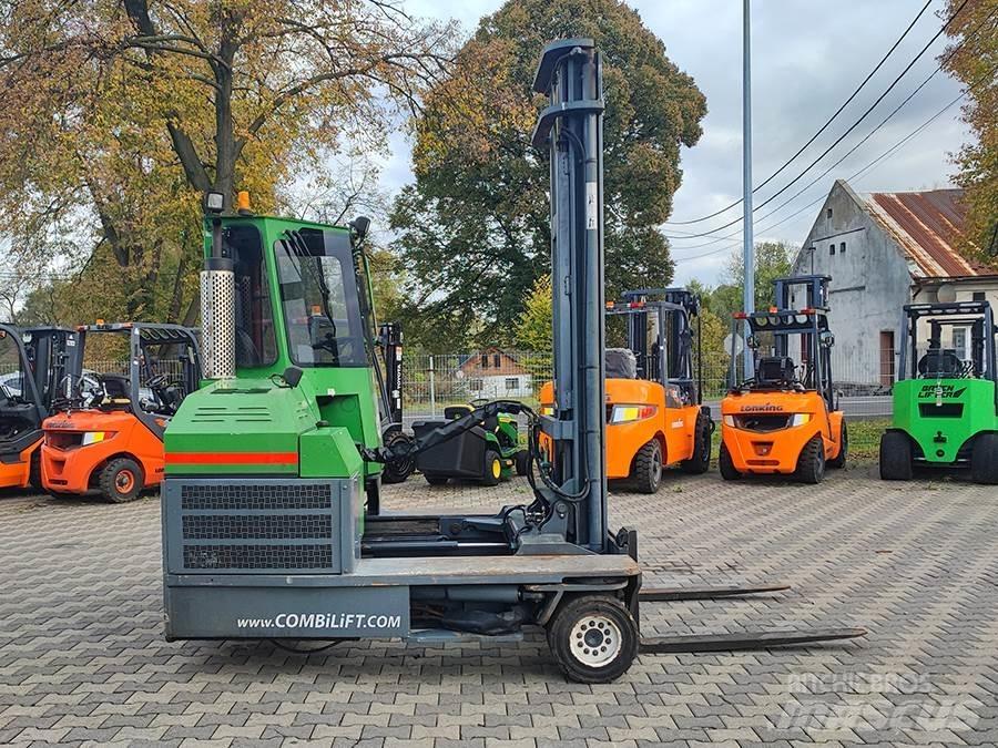 Combilift C4000 四轮前移式叉车
