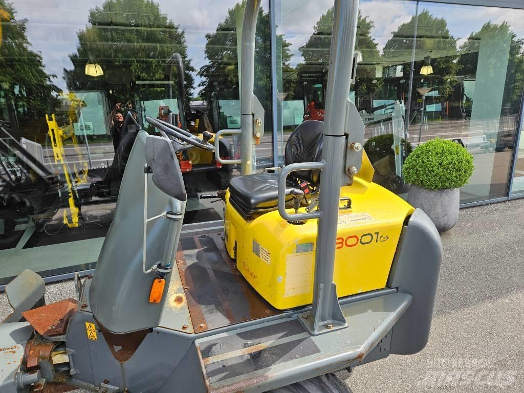 Wacker Neuson 3001hs 翻斗车\公路型自卸车
