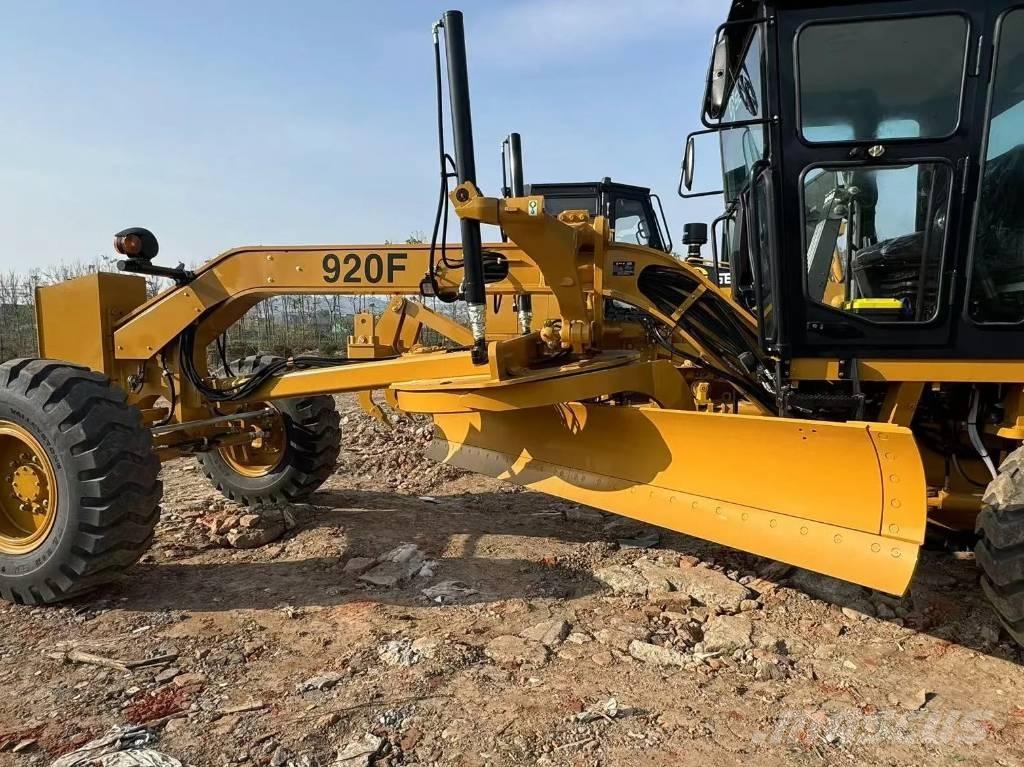 SEM 919 平地机/推土机