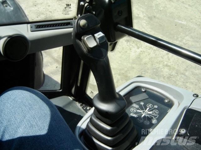 CAT 906 M 轮式装载机