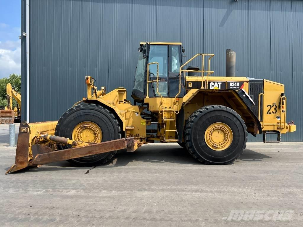 CAT 824H 履带式推土机