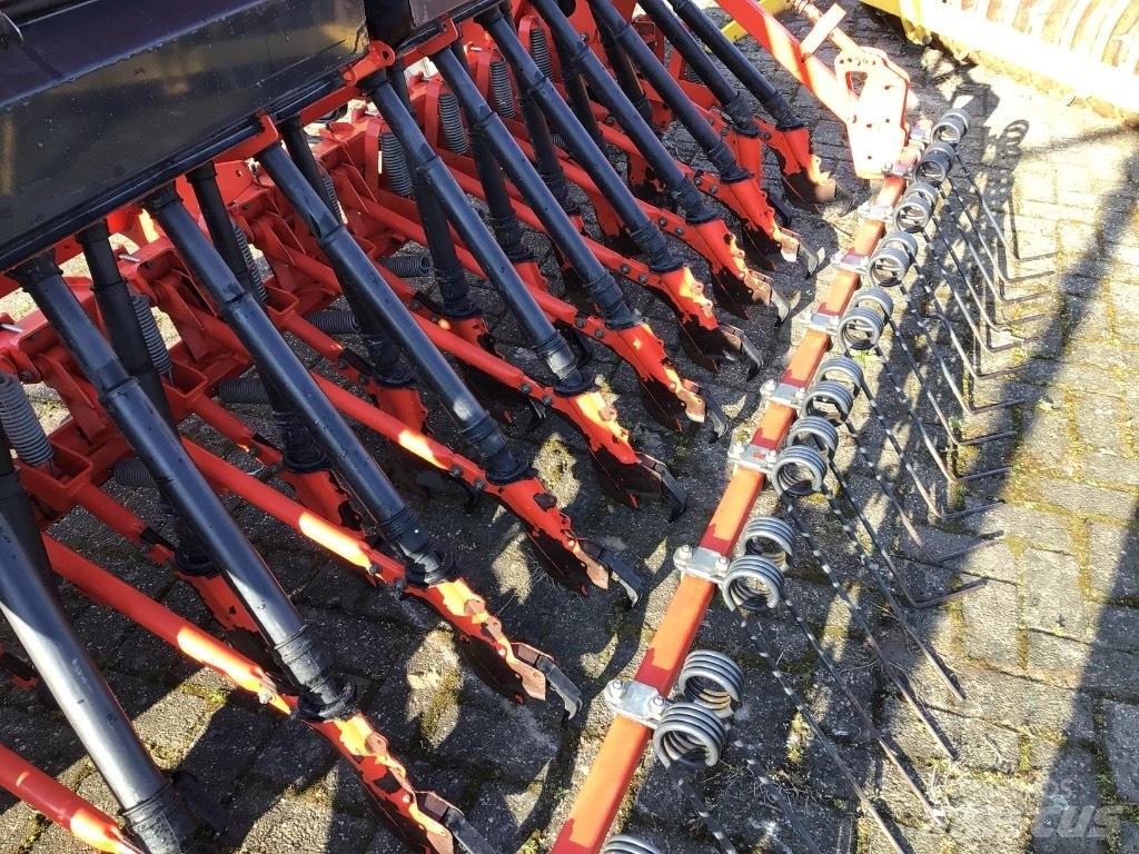 Kuhn Premia 300 条播机