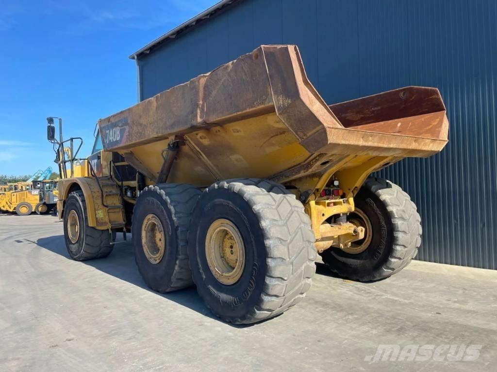 CAT 740B 铰接式自卸车