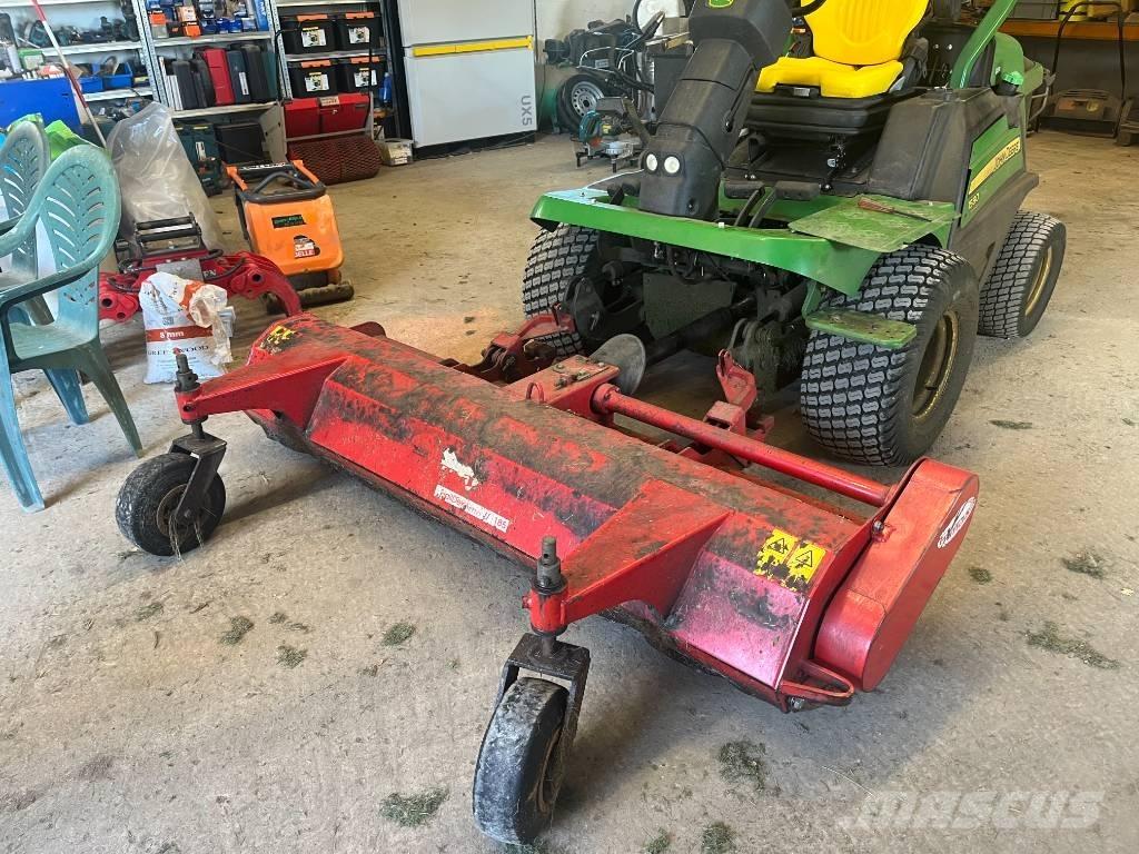 Trimax F2K 185 FJ 骑乘式割草机