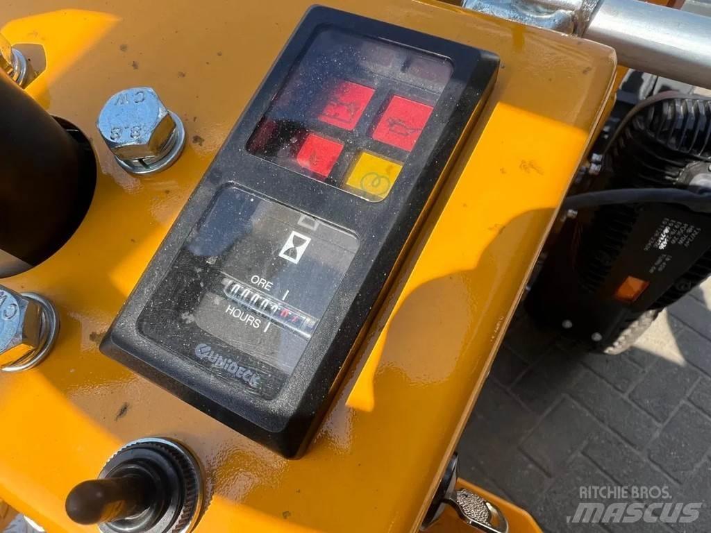 Knikmops KM85 轮式装载机