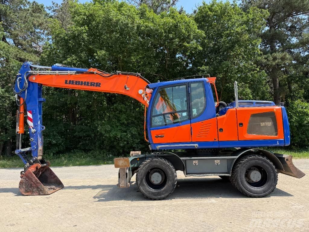 Liebherr A 918 轮式挖掘机