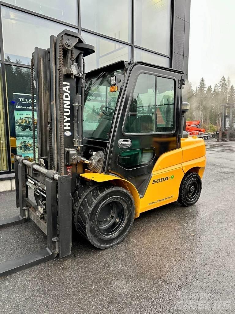 Hyundai 50DA-9 柴油叉车