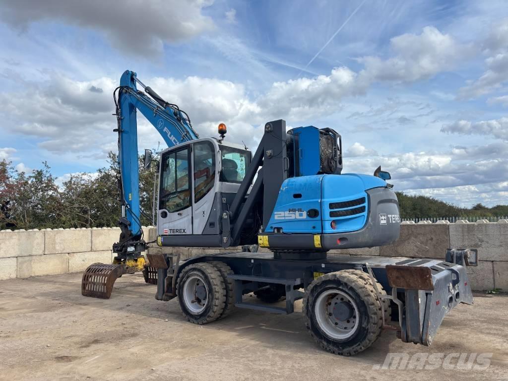 Fuchs MHL 250 工业挖掘机