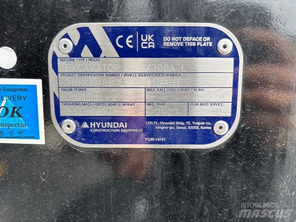 Hyundai HX300A L 履带挖掘机