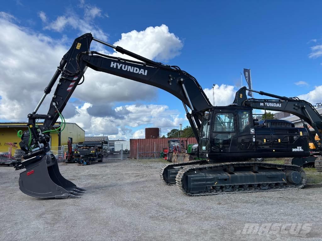 Hyundai HX300A L 履带挖掘机