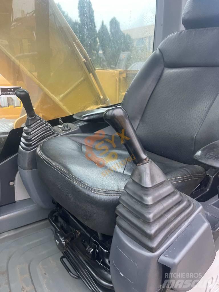 CAT 320 D 履带挖掘机