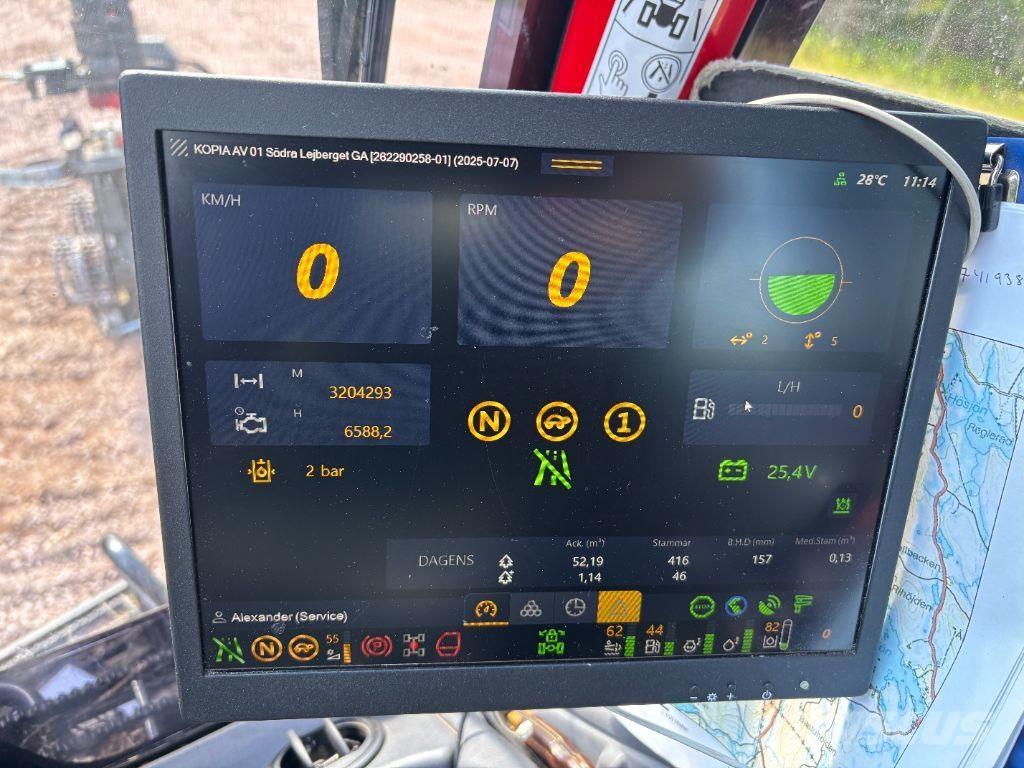 Komatsu 901XC 收割机