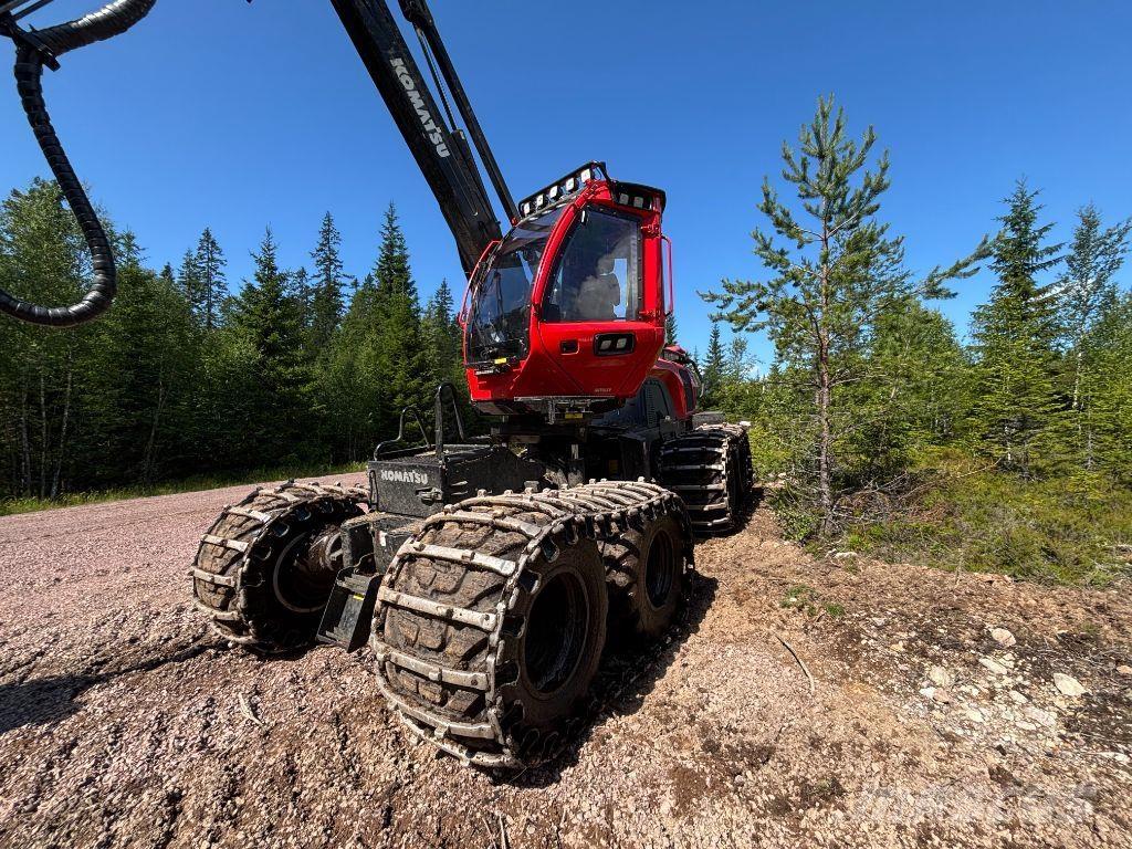 Komatsu 901XC / S82 收割机