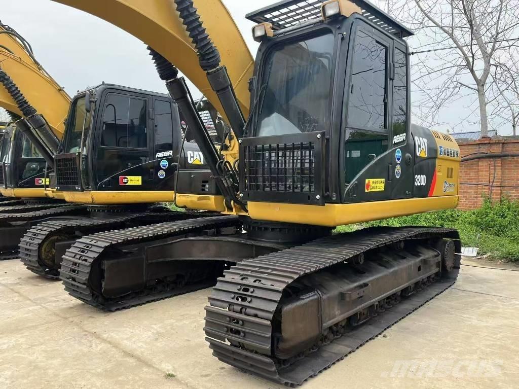 CAT 320 D 履带挖掘机
