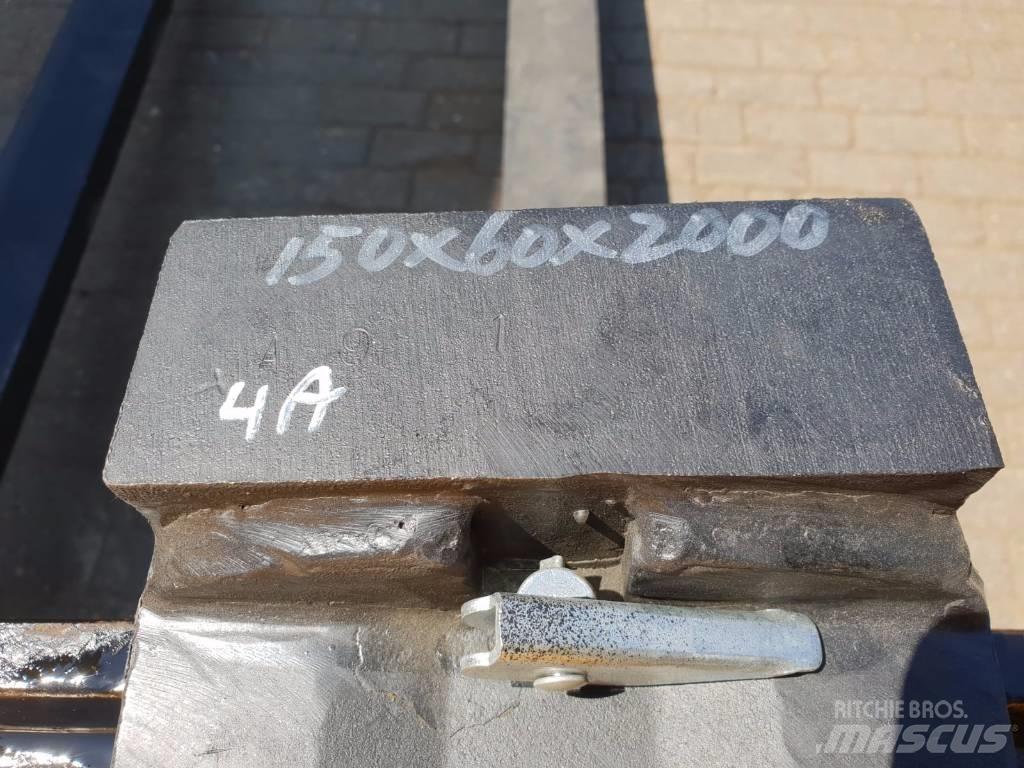  Vorkenbord 5 ton 货叉