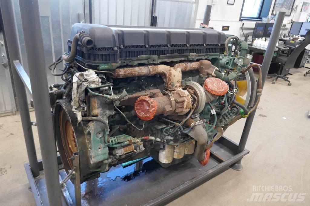 Volvo D13K500 发动机