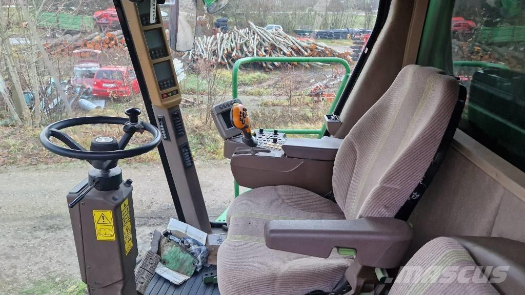 John Deere S 690 联合收割机