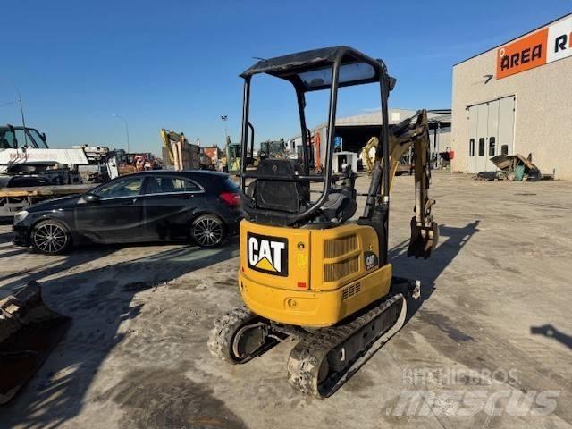 CAT 301.7 D 小型挖掘机