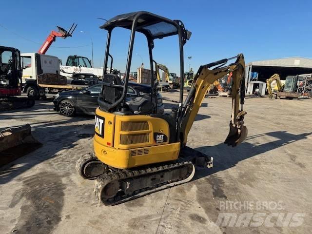 CAT 301.7 D 小型挖掘机