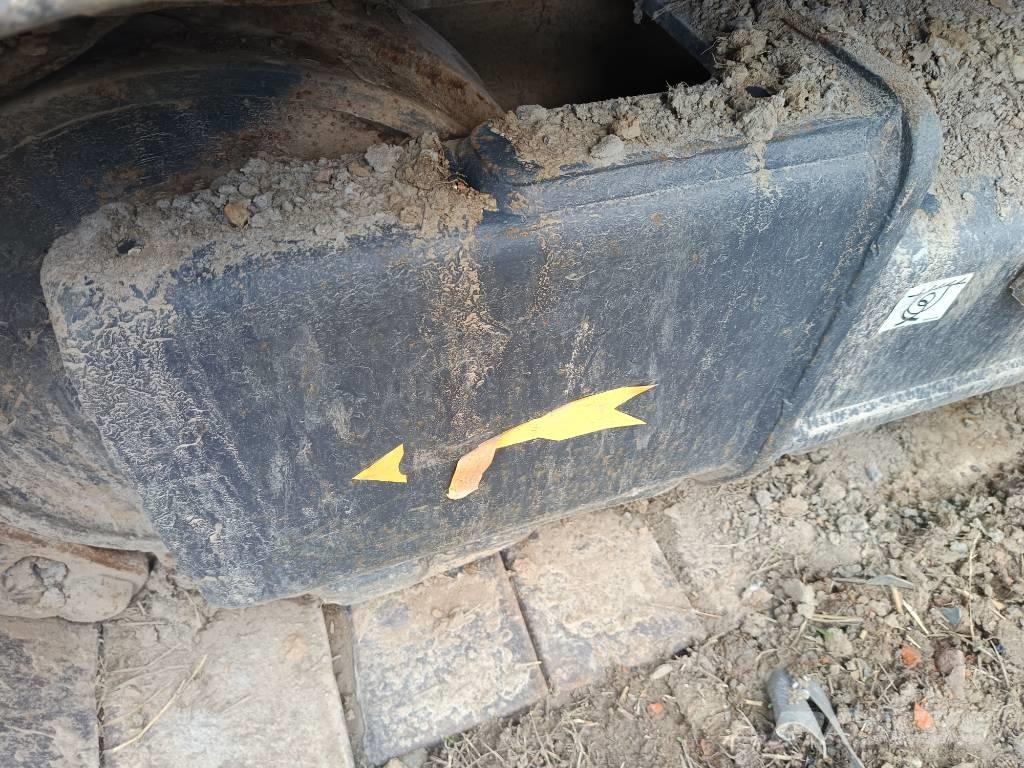 Volvo EC 210 B 履带挖掘机