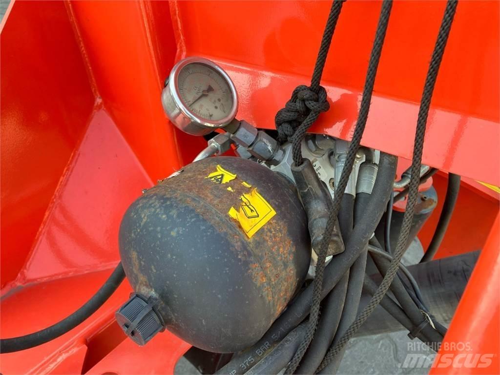 Kuhn GMD 8730FF 割草调节装置