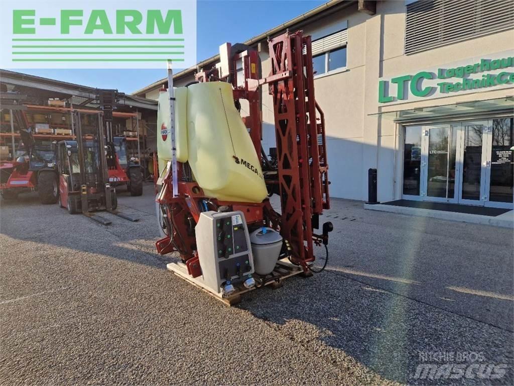 Hardi Mega 12 牵引式喷雾机