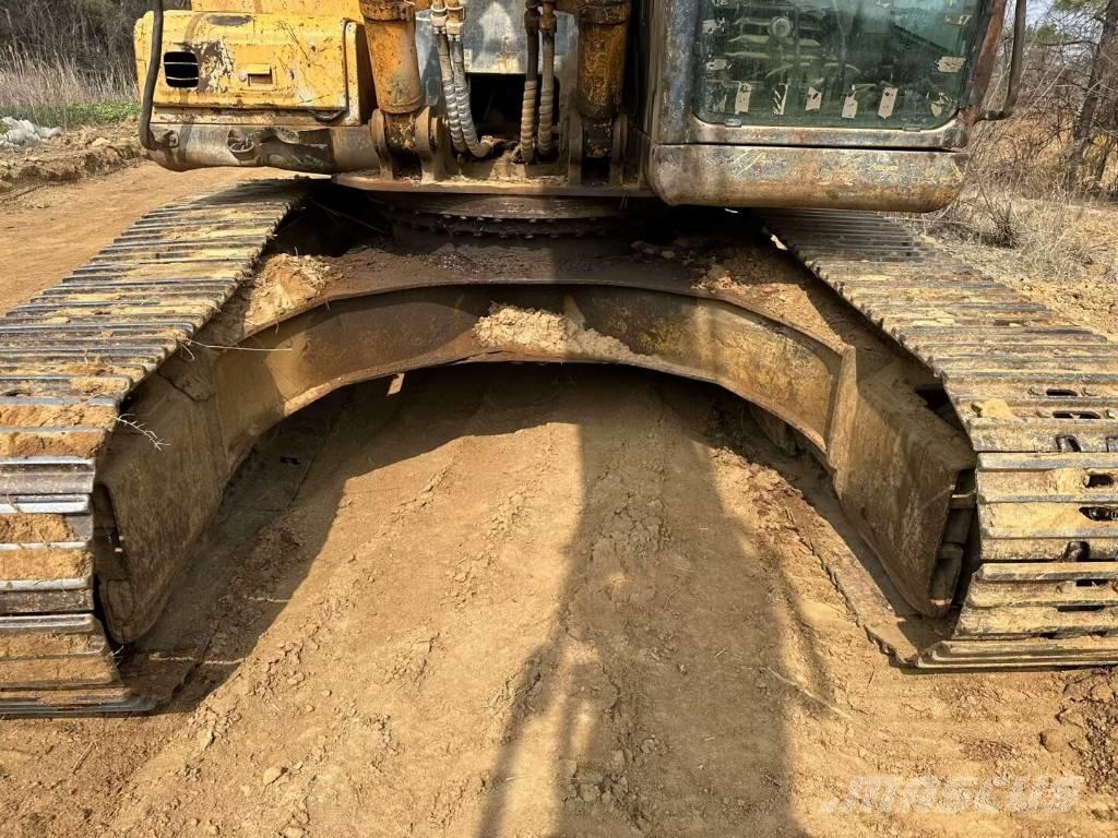 Hyundai 305LC-7 履带挖掘机