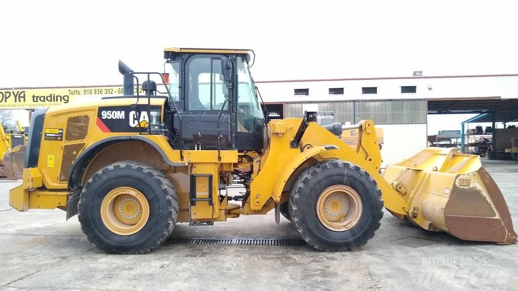 CAT 950M 轮式装载机