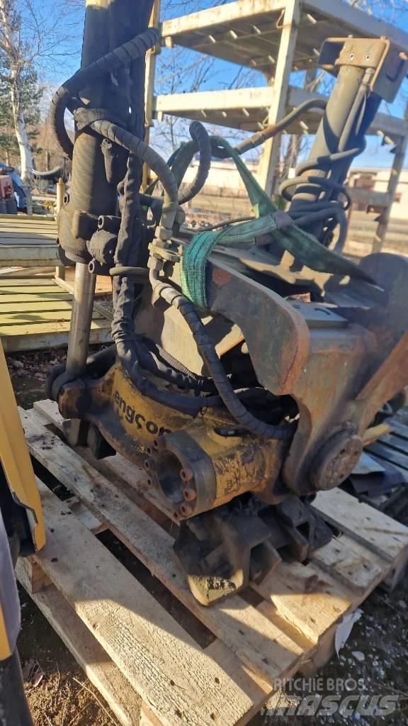 Engcon EC 226 旋转器