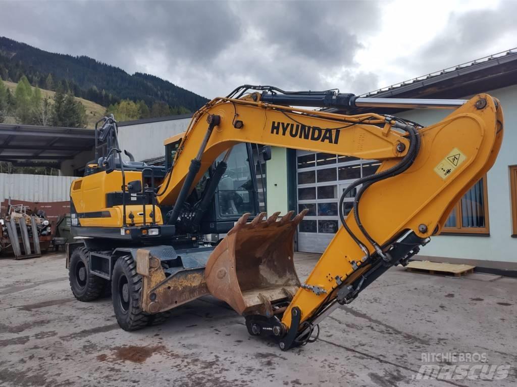 Hyundai HW140 轮式挖掘机