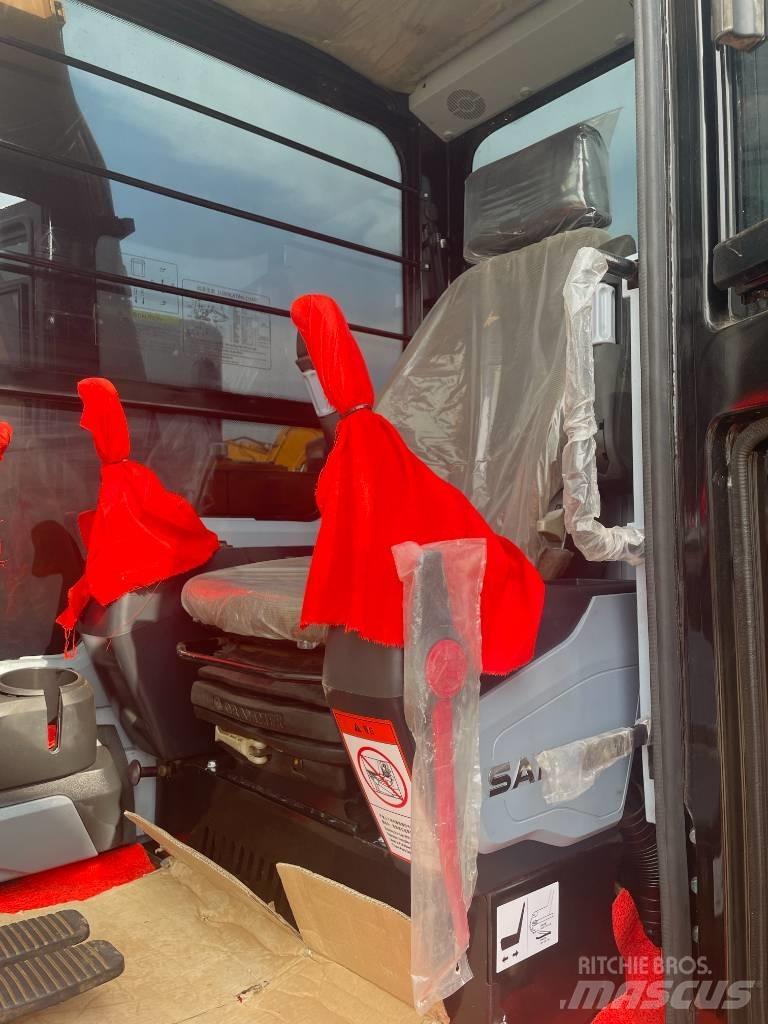 Sany SY 75 中型挖掘机