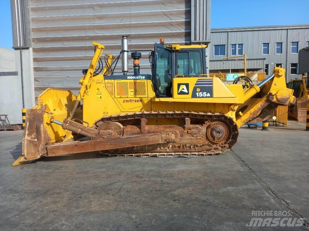 Komatsu D155A-6R 履带式推土机