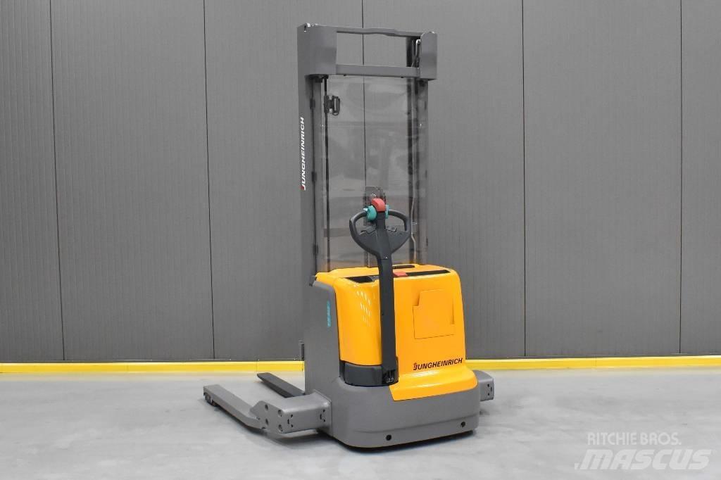 Jungheinrich EJC B12 手推堆垛车