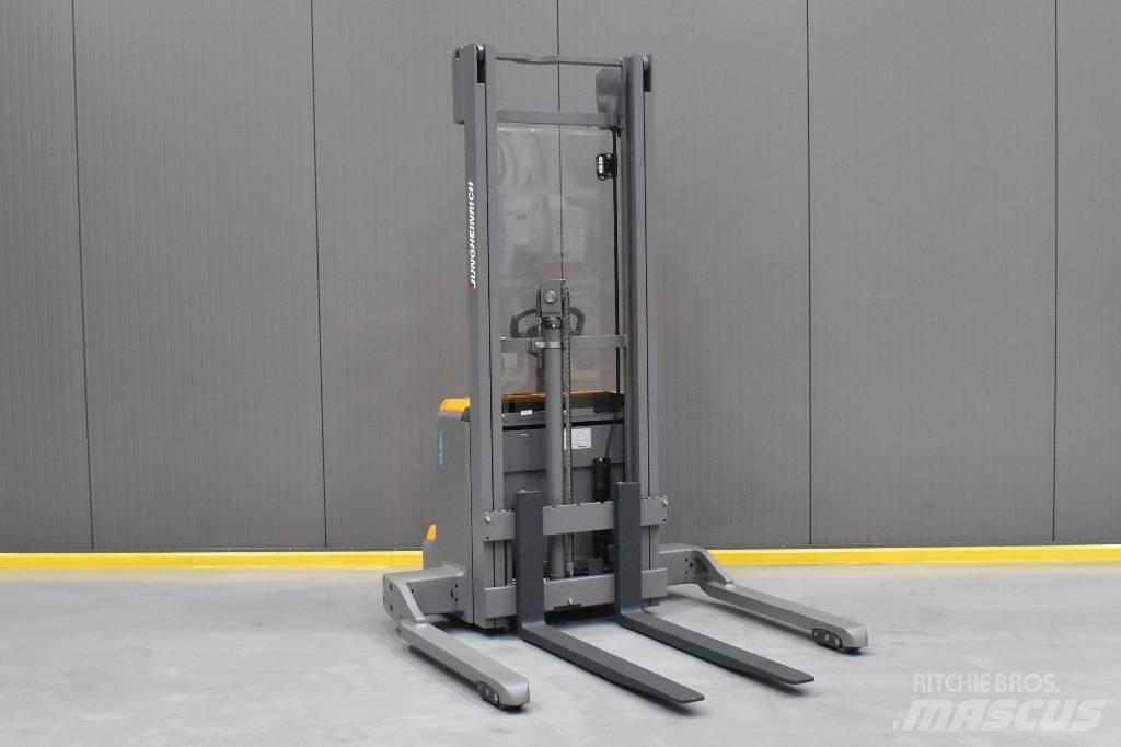 Jungheinrich EJC B12 手推堆垛车