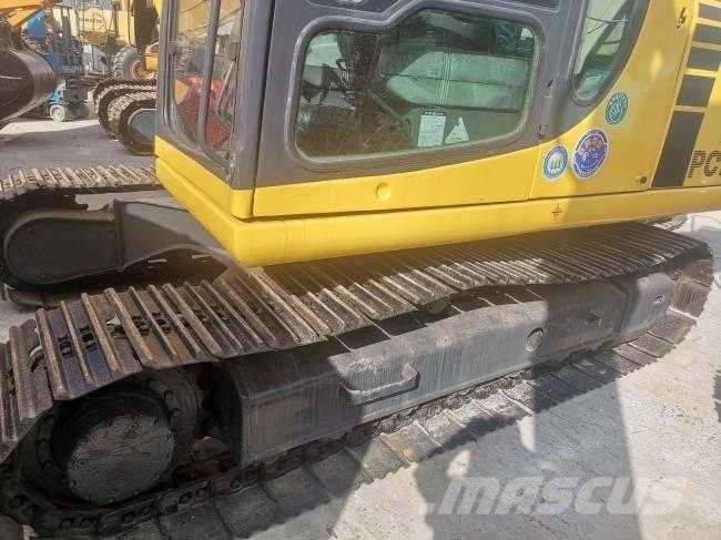 Komatsu PC 120 小型挖掘机