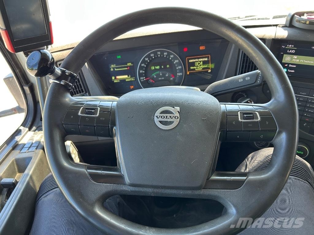 Volvo FMX 510 工程吊钩车