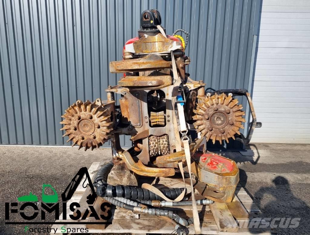 Komatsu C144 收割机机箱