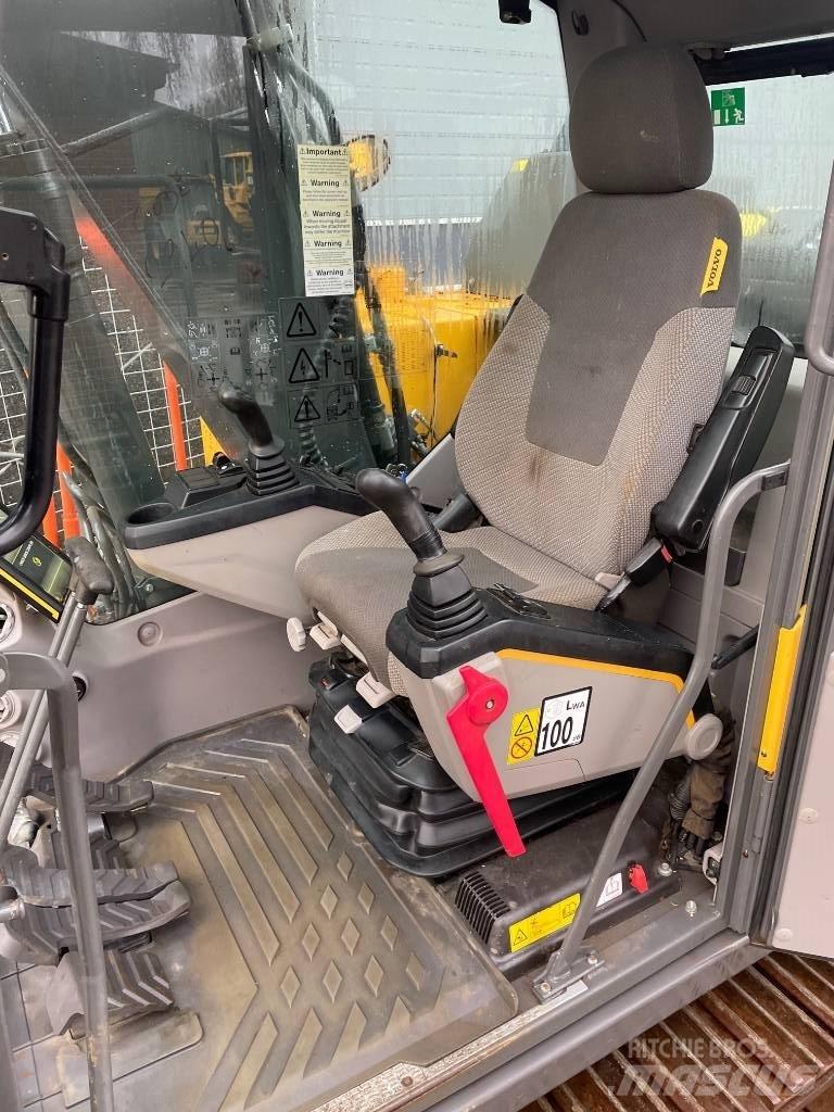 Volvo EC140E 履带挖掘机