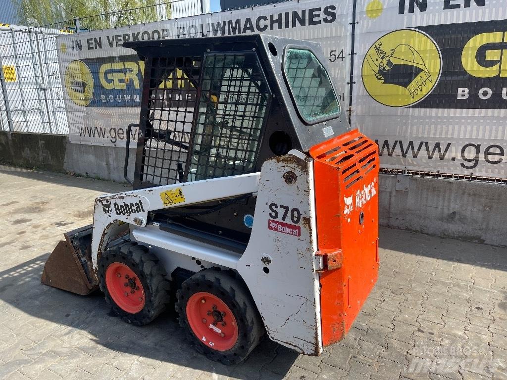Bobcat S70 滑移装载机