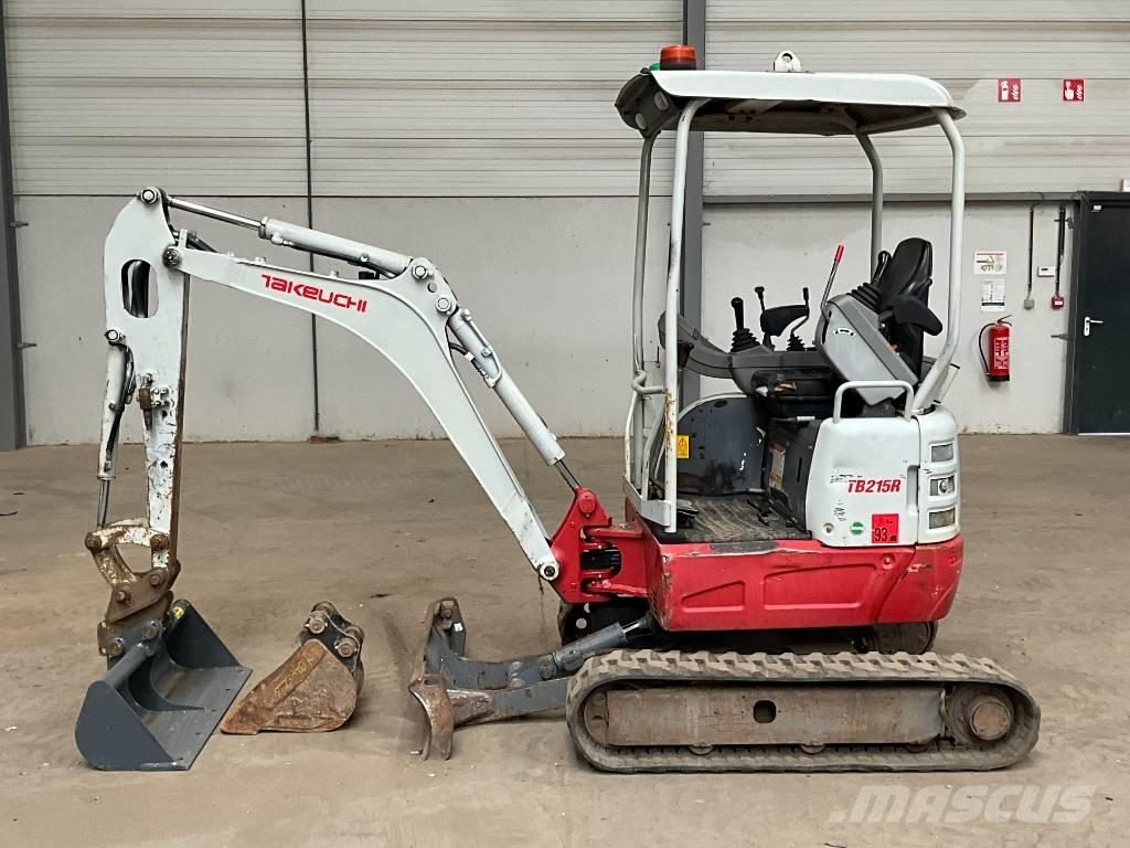 Takeuchi TB 215 R 小型挖掘机