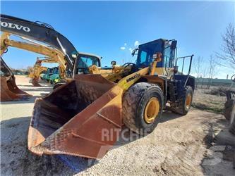 Komatsu WA 380-6 轮式装载机