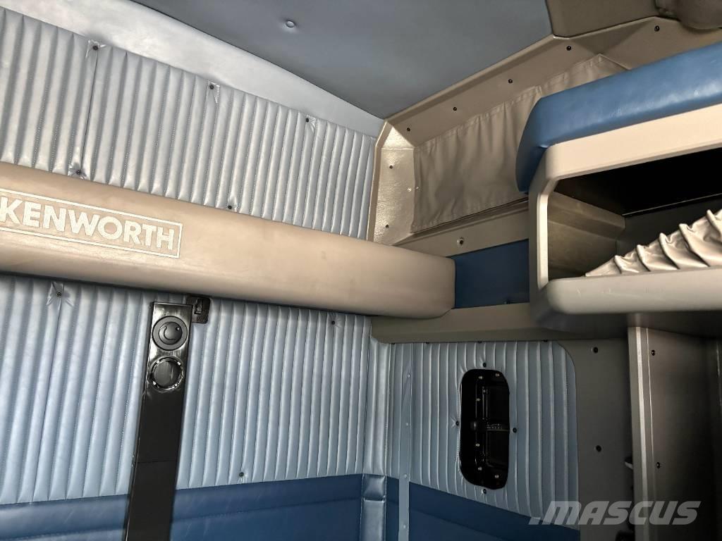 Kenworth T 800 牵引车