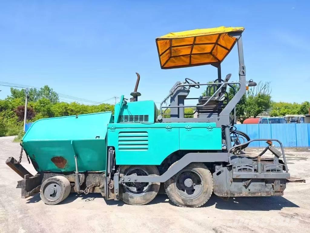 XCMG RP 453 L 沥青摊铺机