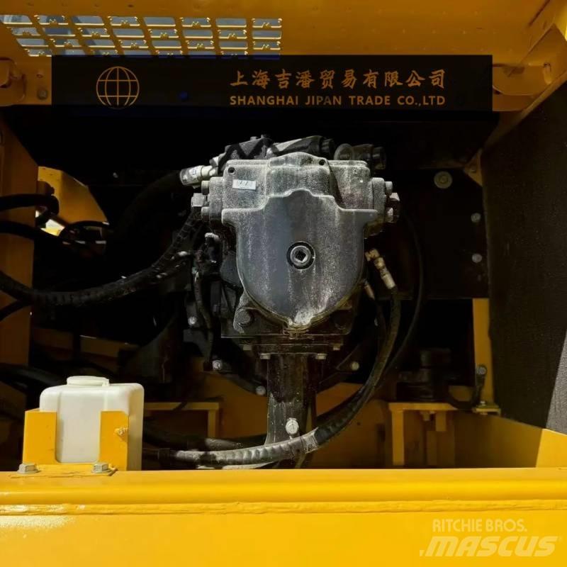 Komatsu PC 450 履带挖掘机