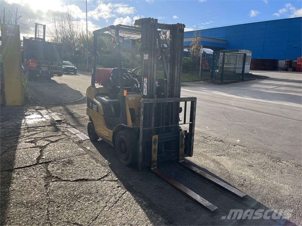 CAT GP18NT 天然气叉车
