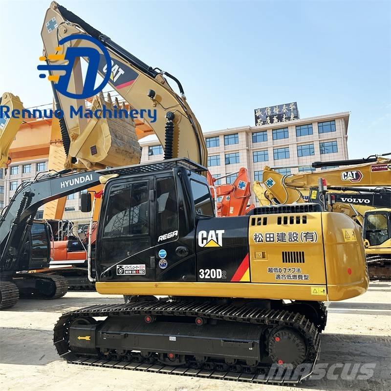 CAT 320 D2 履带挖掘机