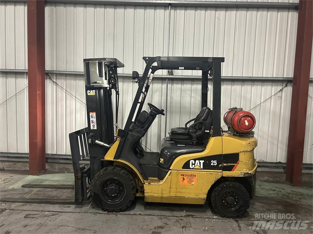 CAT GP25NT 天然气叉车