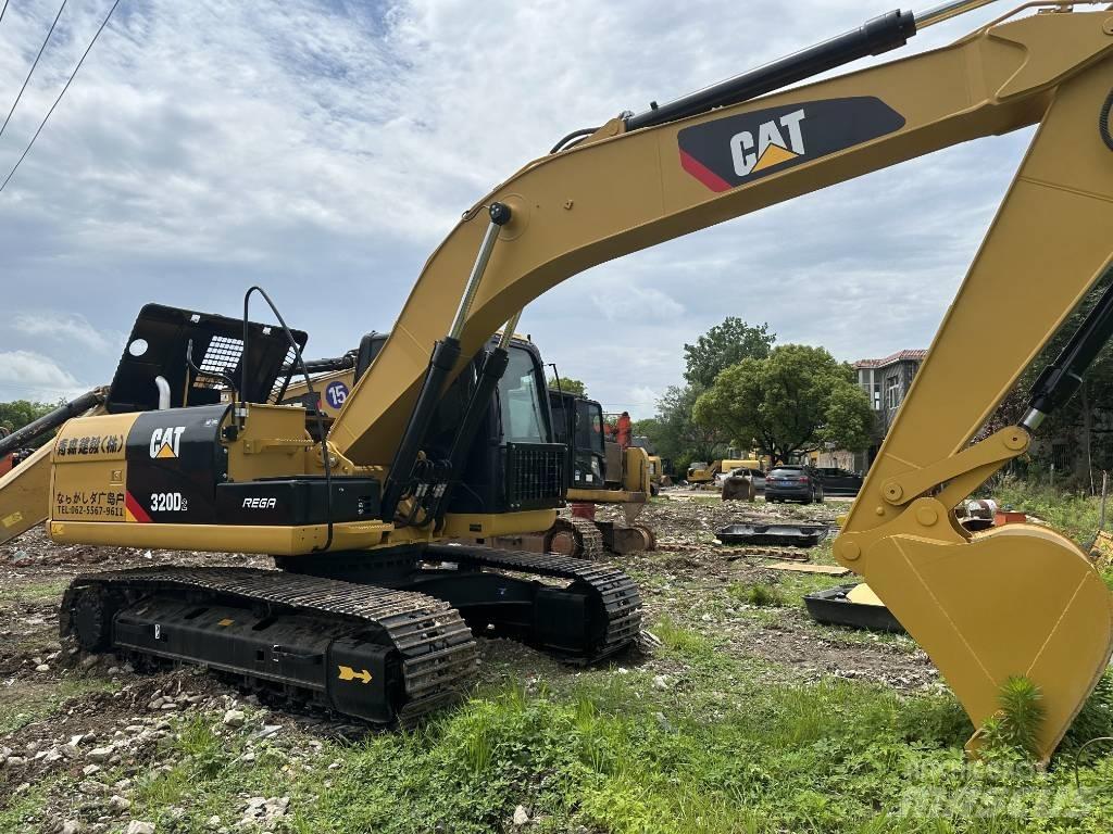 CAT 320 D 履带挖掘机